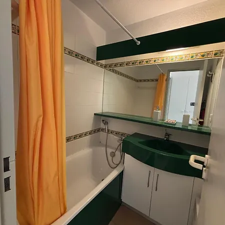 T2 Avec Piscine, Vue - 4 Pers. - Fr-1-239-1163